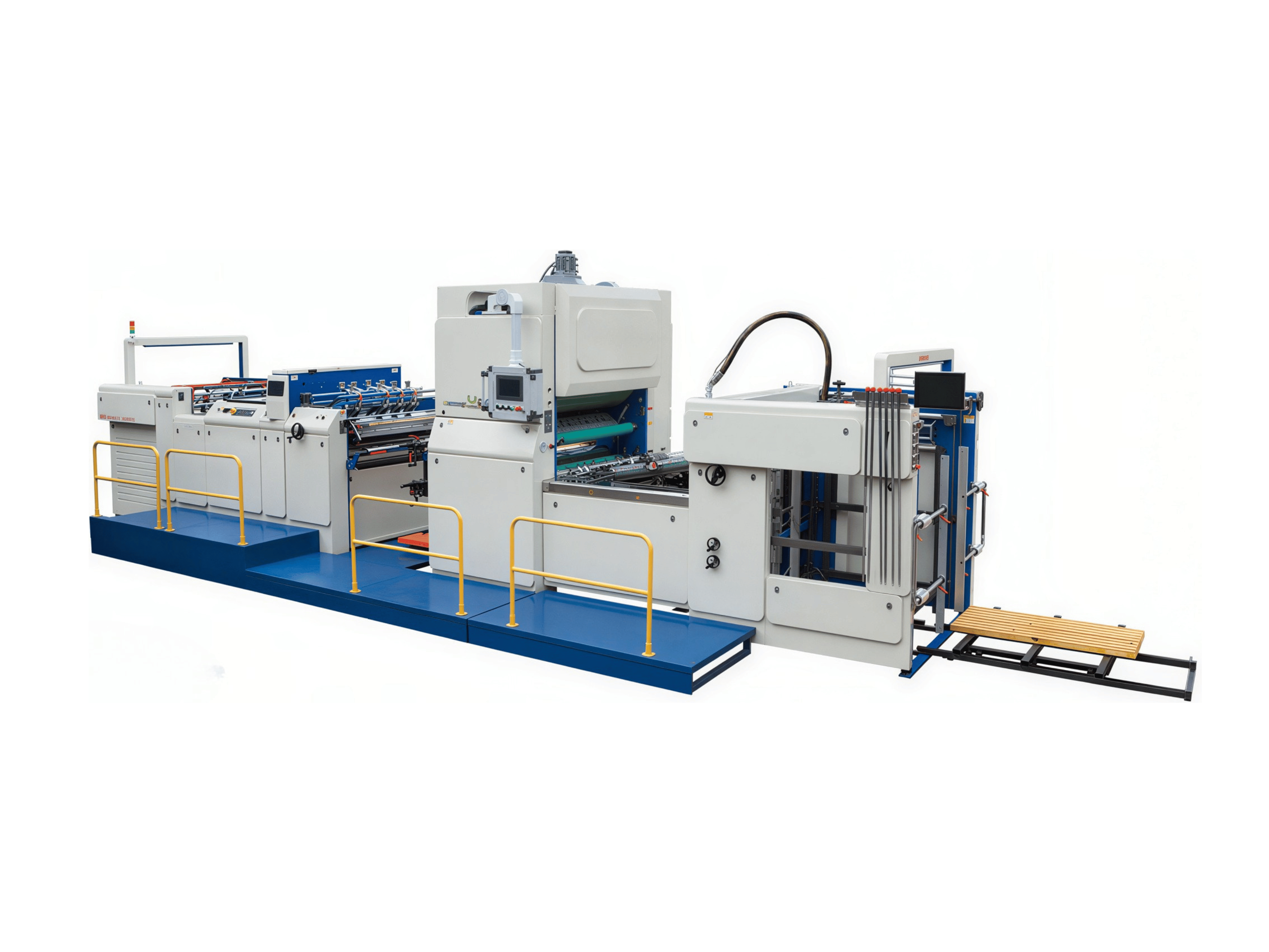 Automatic film laminating machine with flying knife