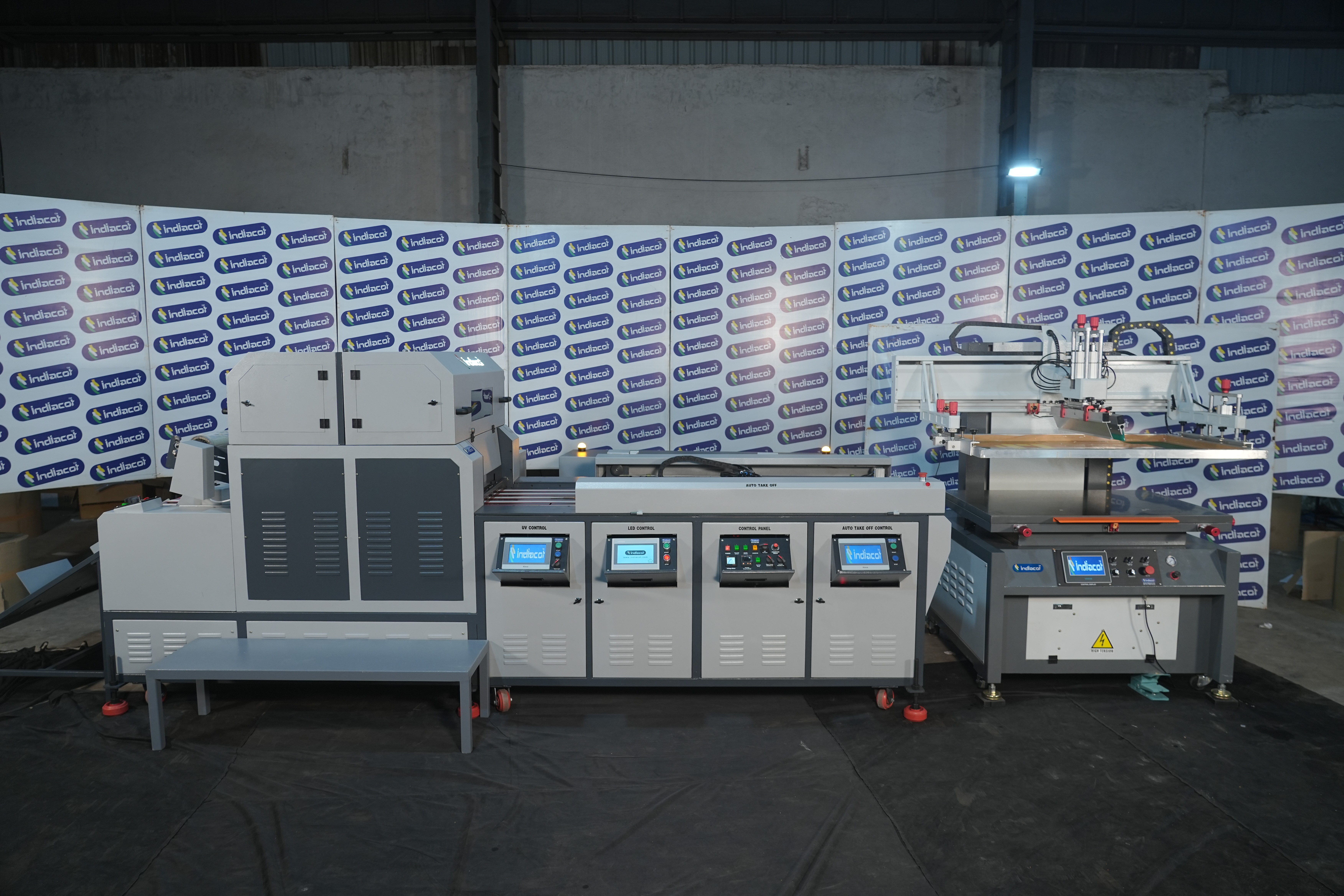 i-Foil Semi-Automatic foiling line — front view